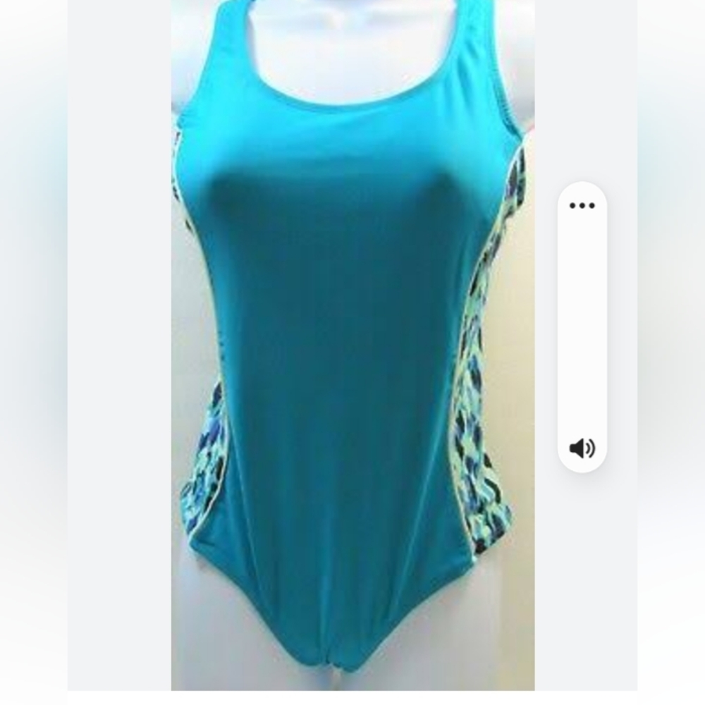 NWOT  Catalina Bathing Suit